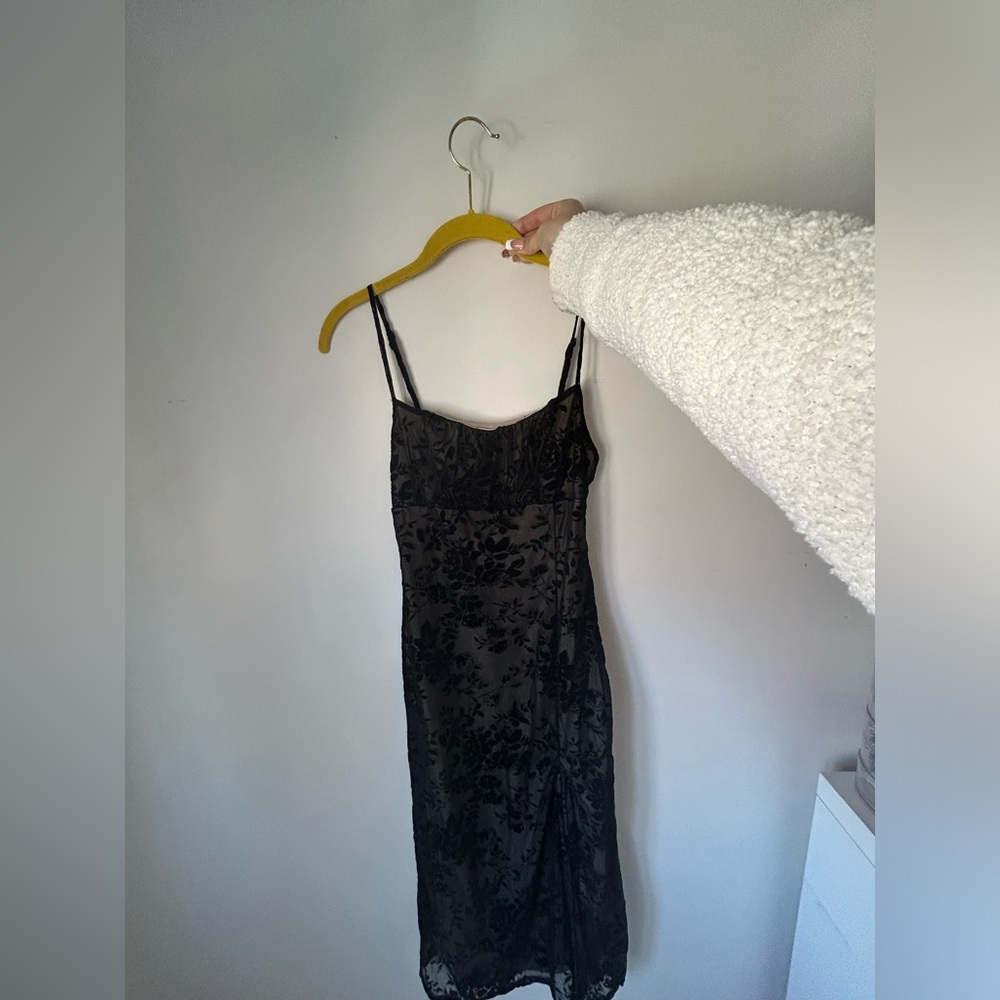 Lace black dress